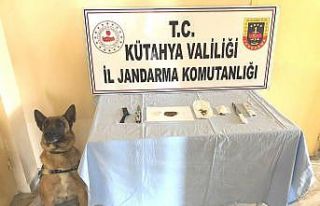 Kütahya’da iki araçta uyuşturucu ele geçirildi,...