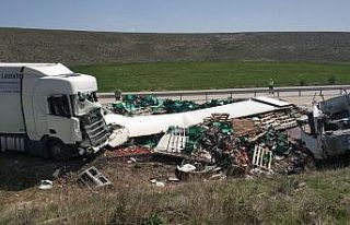 Kütahya’da iki tır çarpıştı: 2 ölü