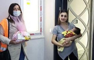 Kuyucak’ta ’Hoş Geldin Bebek’ projesi sürüyor