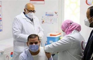 Libya’da korona virüse karşı aşılama başladı