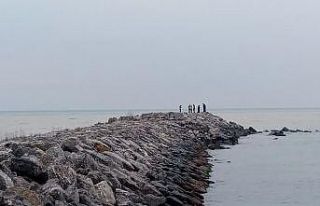 Limanda yarı çıplak bekleyince ekipler harekete...