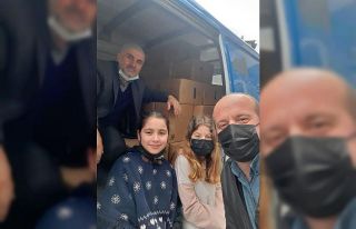 Mahalle derneğinden 500 adet Ramazan kolisi yardımı