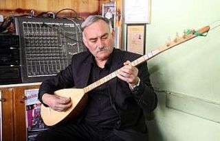 Mahalli sanatçıdan sazlı sözlü korona uyarısı