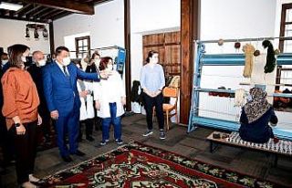 Malatya Büyükşehir’den halı dokuma kursu
