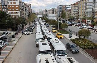 Manisalı servis şoförlerinden korsan servisçilere...