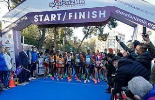 Maratonİzmir’de zorlu mücadele başladı