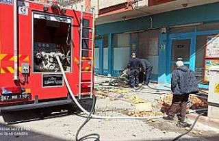 Market deposunda çıkan yangın korkuttu