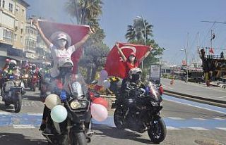 Marmaris polisinden kankalı, meşaleli, dövizli...