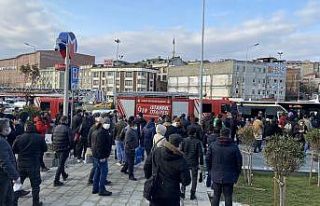 Mecidiyeköy-Mahmutbey metro hattında trafoda yangın...