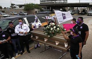 Meksikalı vekil adayı Mayorga’dan tabutlu seçim...