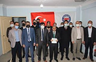 Memur-Sen’den 103 amiralin bildirisine tepki