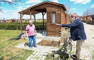 Meram Hobi Bahçeleri sakinleri ekim sezonunu açtı