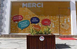 ‘Merci Öğrenci Danışma Merkezi’ hizmet vermeye...