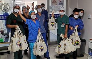 Mersin Fenerbahçeliler Derneğinden Mersin Üniversitesi...