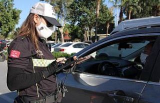 Mersin’de kırmızı ışık ihlali yapan 184 sürücüye...