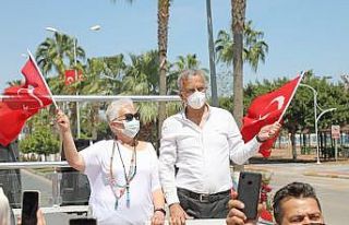 Mezitli Belediyesinden 23 Nisan konvoyu