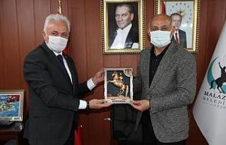 MHP İl Başkanı Yüce Malazgirt’te