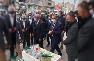 Milletvekili Arvas, Çaldıran ve Muradiye’de esnafı...