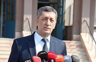 Milli Eğitim Bakanı Ziya Selçuk’tan yüz yüze...