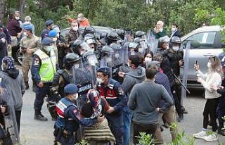 Muğla’da imara aykırı binaların yıkımında...