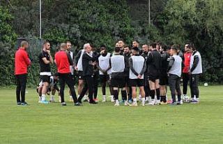 Mustafa Denizli: "Buraya laf olsun diye gelmedim"