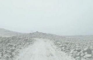 Nisan ayında Karacadağ’a kar düştü