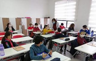 Öğretmenden Türkçe’yi sevdirmek için örnek...