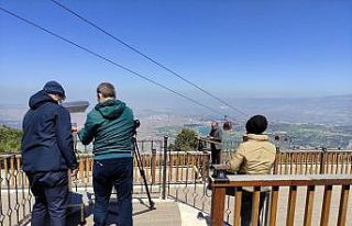 Öğretmenler çocuklar için söyledi