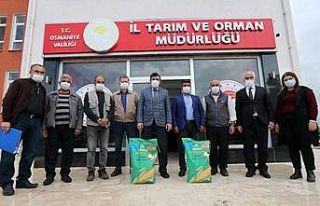 Osmaniye’de çiftçilere silajlık mısır tohumu...