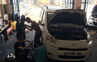 Oto sanayilerde yasak öncesi büyük yoğunluk