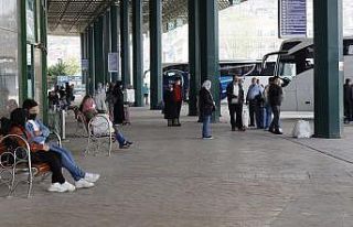 Otobüs terminalinde kısıtlama yoğunluğu