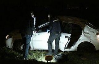 Otomobil şarampole yuvarlandı:1 ölü, 4 yaralı
