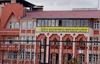 Özalp ilçesindeki 8 okulda eğitime ara verildi