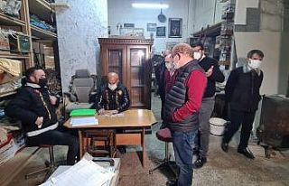 (Özel) Ataşehir’de kumar oynayarak kısıtlamayı...