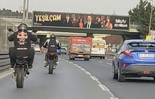 (ÖZEL) E-5’i boş buldular, motosikletleri ile...