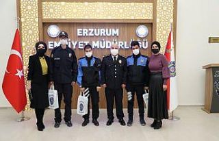 Özel eğitim gören çocuklardan Emniyet Müdürü...