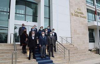 Özel İdareden emekli personele teşekkür plaketi