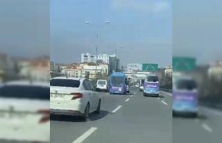 (Özel) Kadıköy’de yolcu minibüsünün makas...