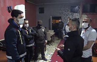 (Özel) Maltepe’de kısıtlamayı ihlal ederek eğlence...