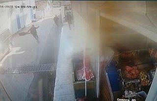 (Özel) Silahlı sopalı kavga güvenlik kamerasında