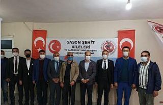 Özer şehit yakınlarının taleplerini dinledi