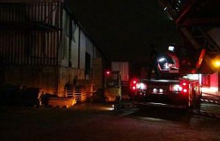 Palet fabrikasında korkutan yangın