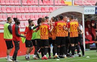 Paz ile Melih ilk gollerini attı