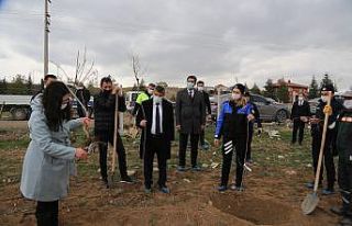 Polis Teşkilatı İçin Gölbaşı’nda ağaç dikimi...