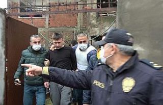 Polise motorlu testereyle direndi