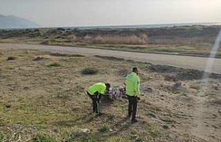 Polisin ’dur’ ihtarına uymadı motosikleti bırakıp...