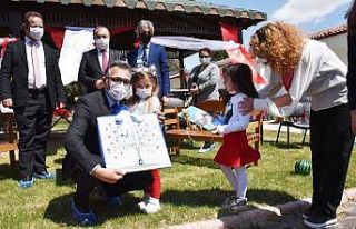 Prof. Dr. Aksoy: “Çocuklarımıza güzel bir gelecek...