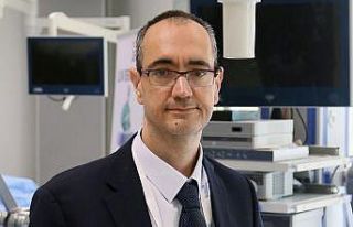 Prof. Dr. Tüzüner: "Kapalı karaciğer cerrahisi...