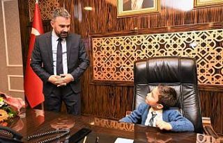 Pursaklar’da koltuk çocukların