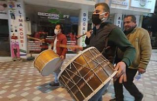 Ramazan davulcuları sahurda coşturdu